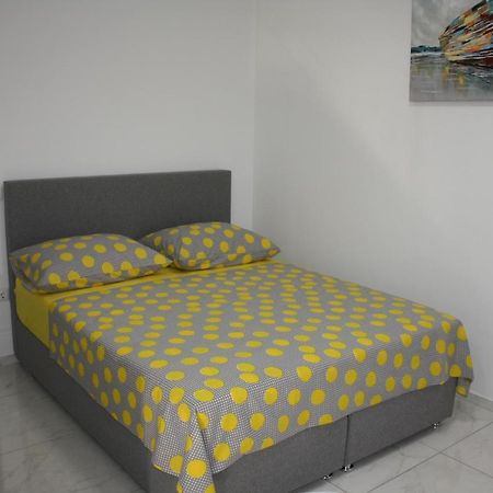 Lea Apartment Šibenik Exterior foto