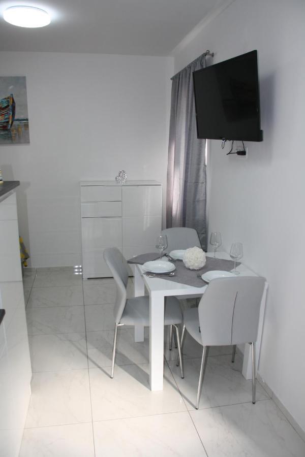 Lea Apartment Šibenik Exterior foto