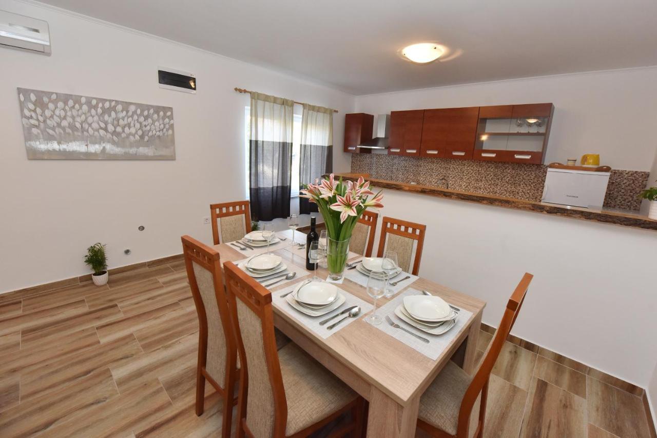 Lea Apartment Šibenik Exterior foto